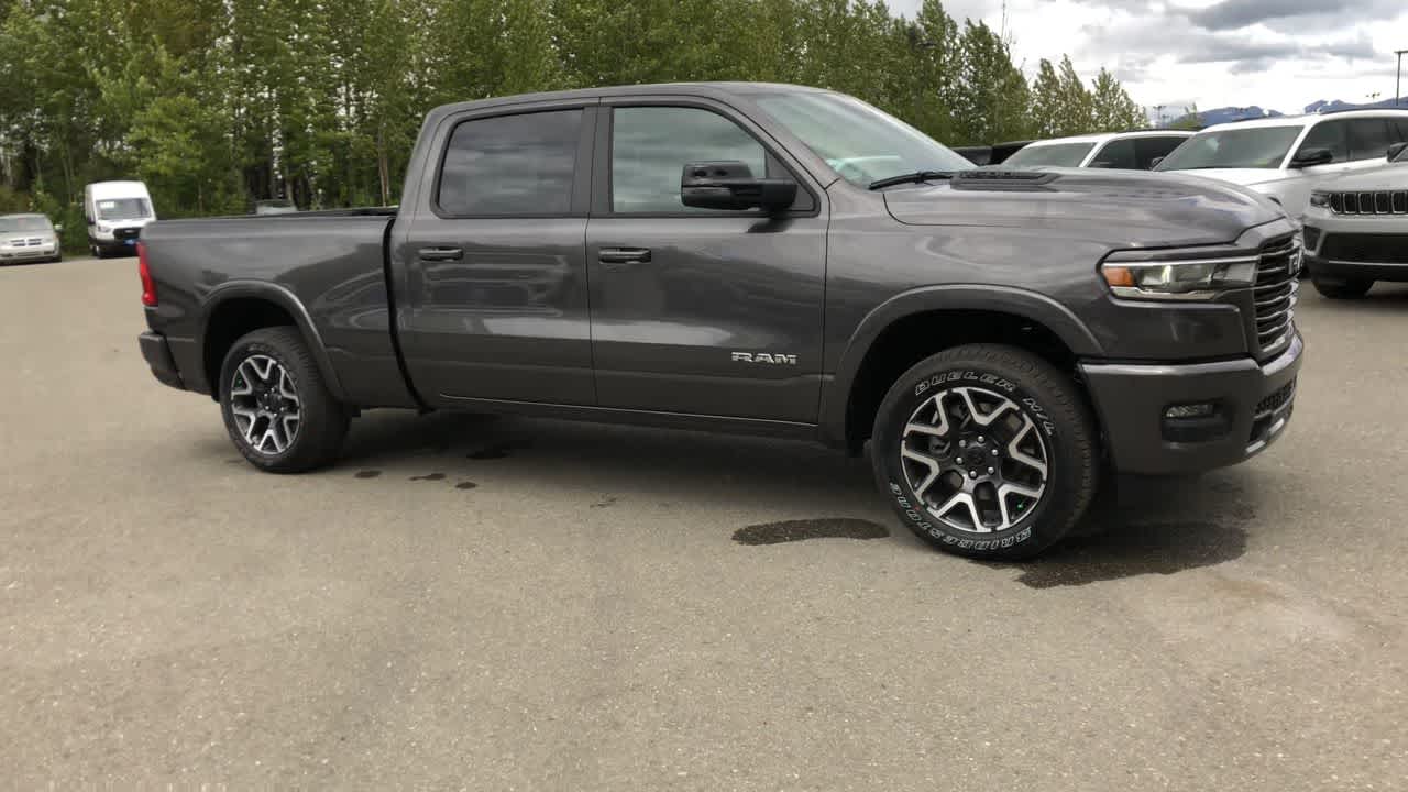 Thumbnail: 2025 RAM 1500 - 17