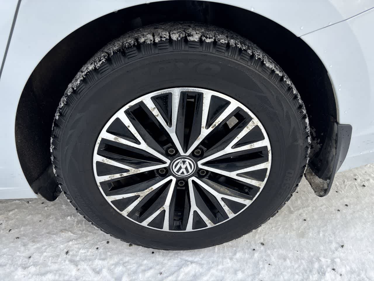 Thumbnail: 2019 Volkswagen Jetta - 20