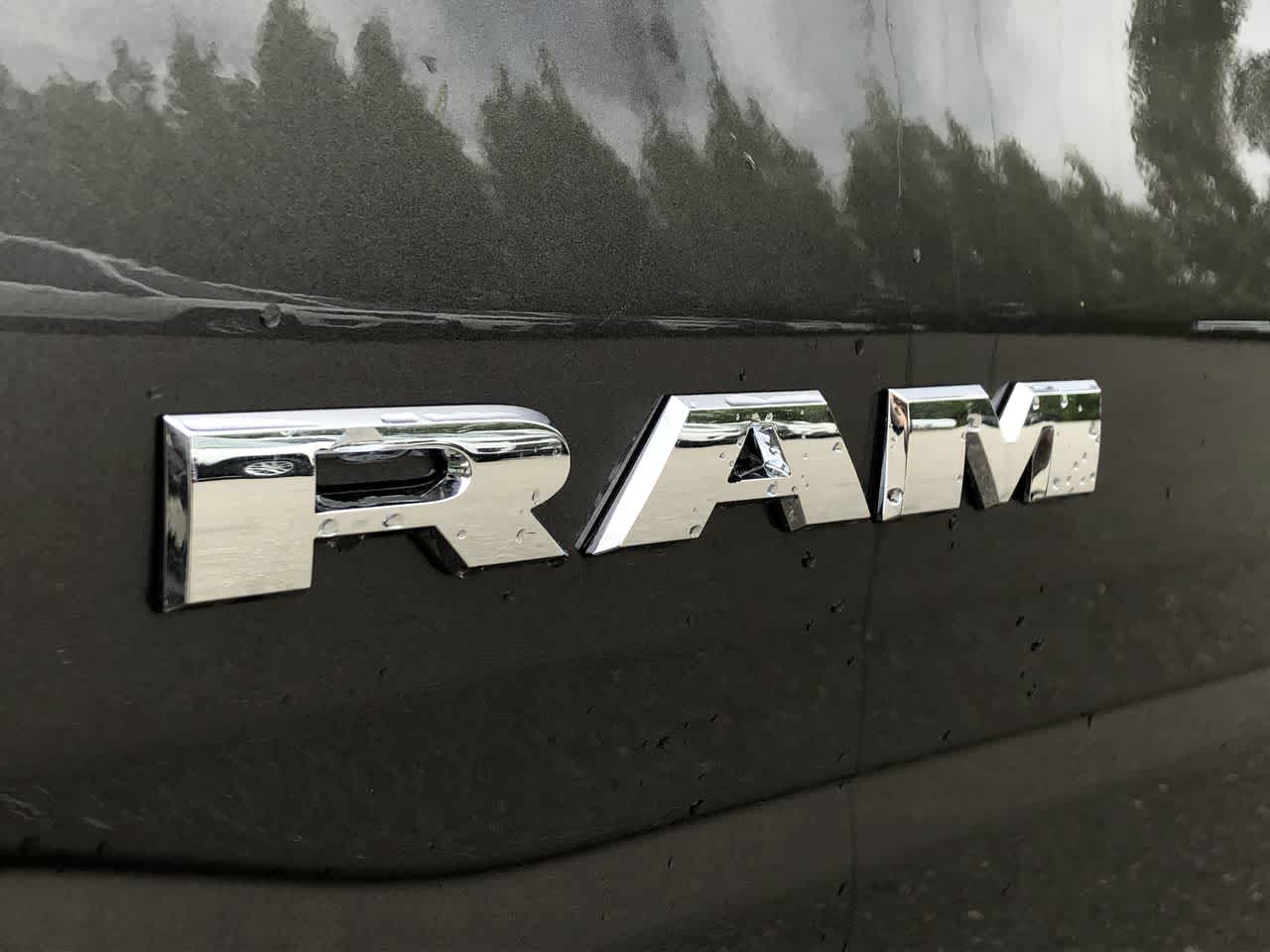 Thumbnail: 2025 RAM 1500 - 18