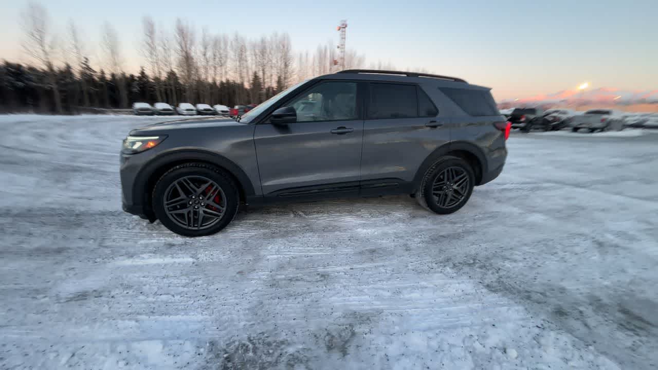 Thumbnail: 2025 Ford Explorer - 7