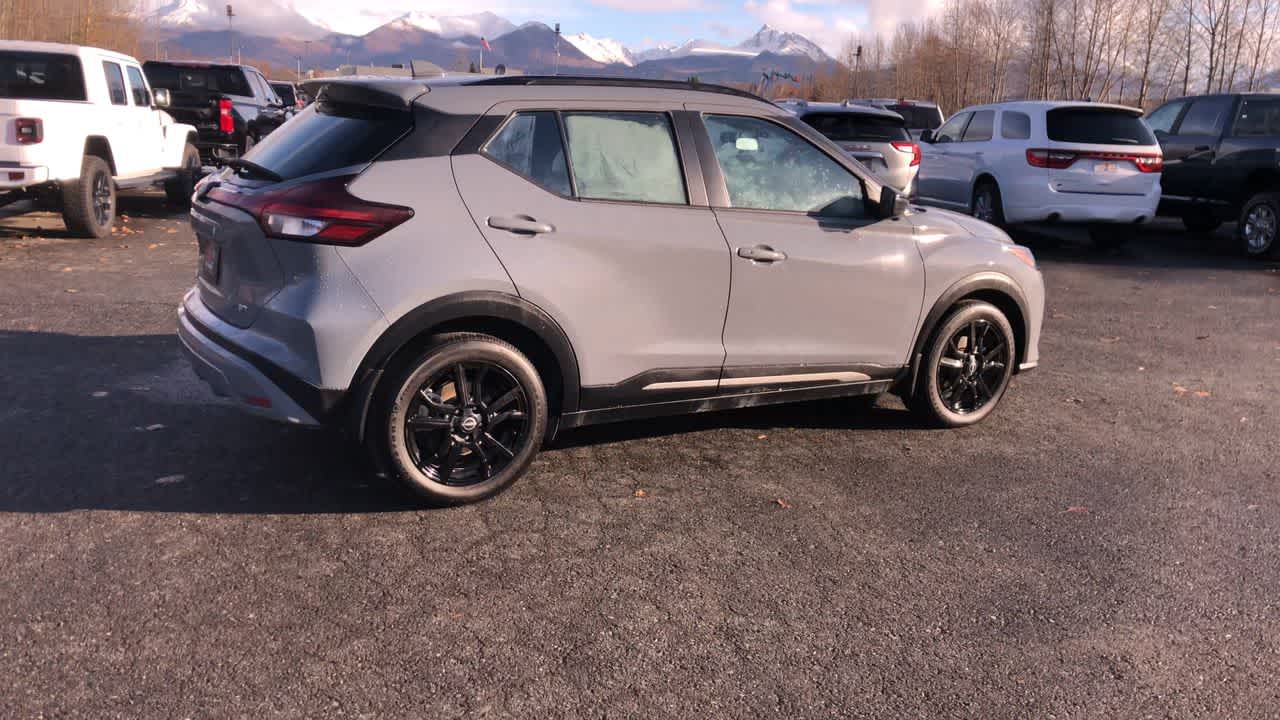 Thumbnail: 2023 Nissan Kicks - 15