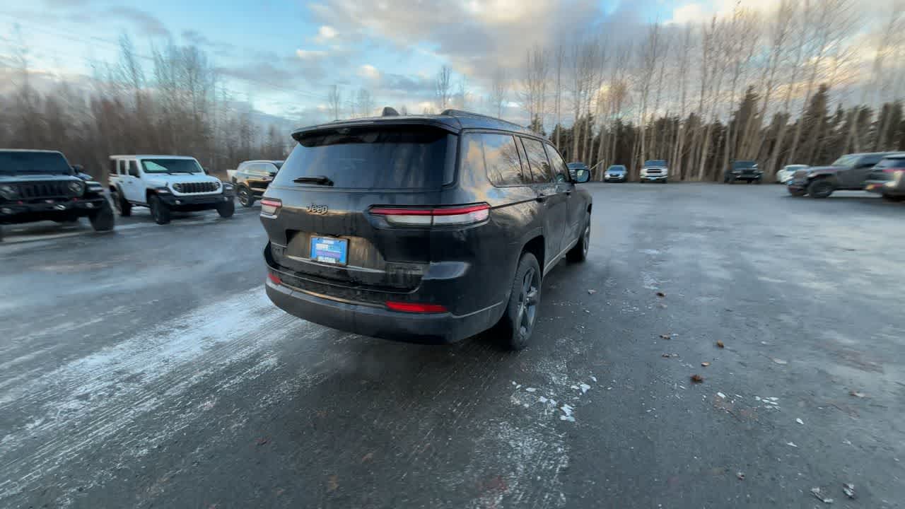 Thumbnail: 2025 Jeep Grand Cherokee - 13