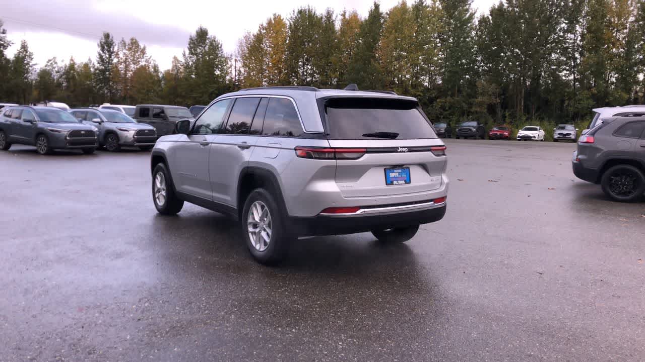 Thumbnail: 2025 Jeep Grand Cherokee - 11