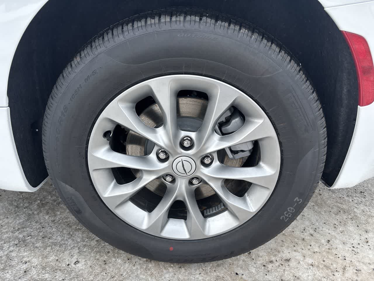 Thumbnail: 2026 Chrysler Pacifica - 21