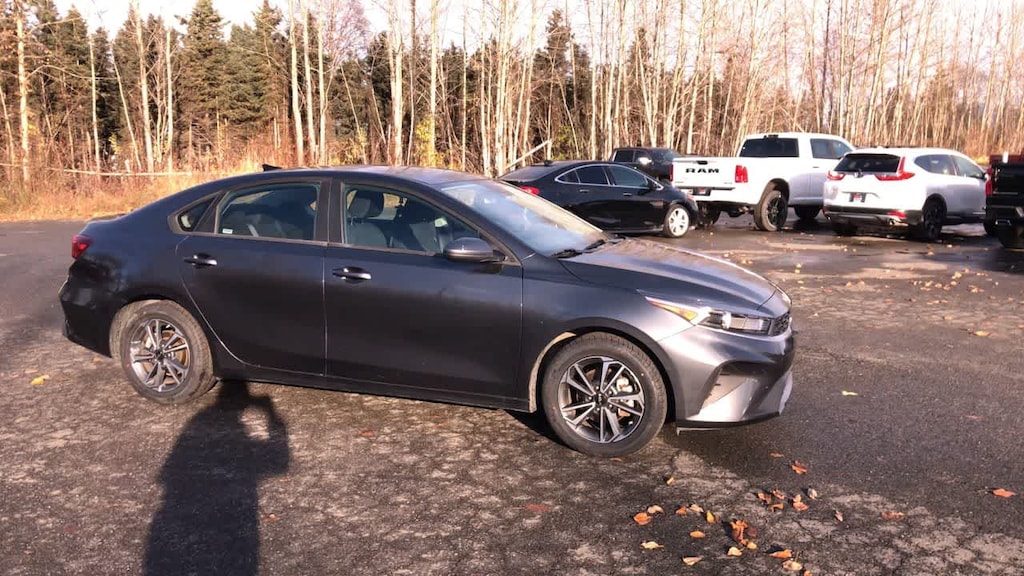 Used 2024 Kia Forte LXS Sedan