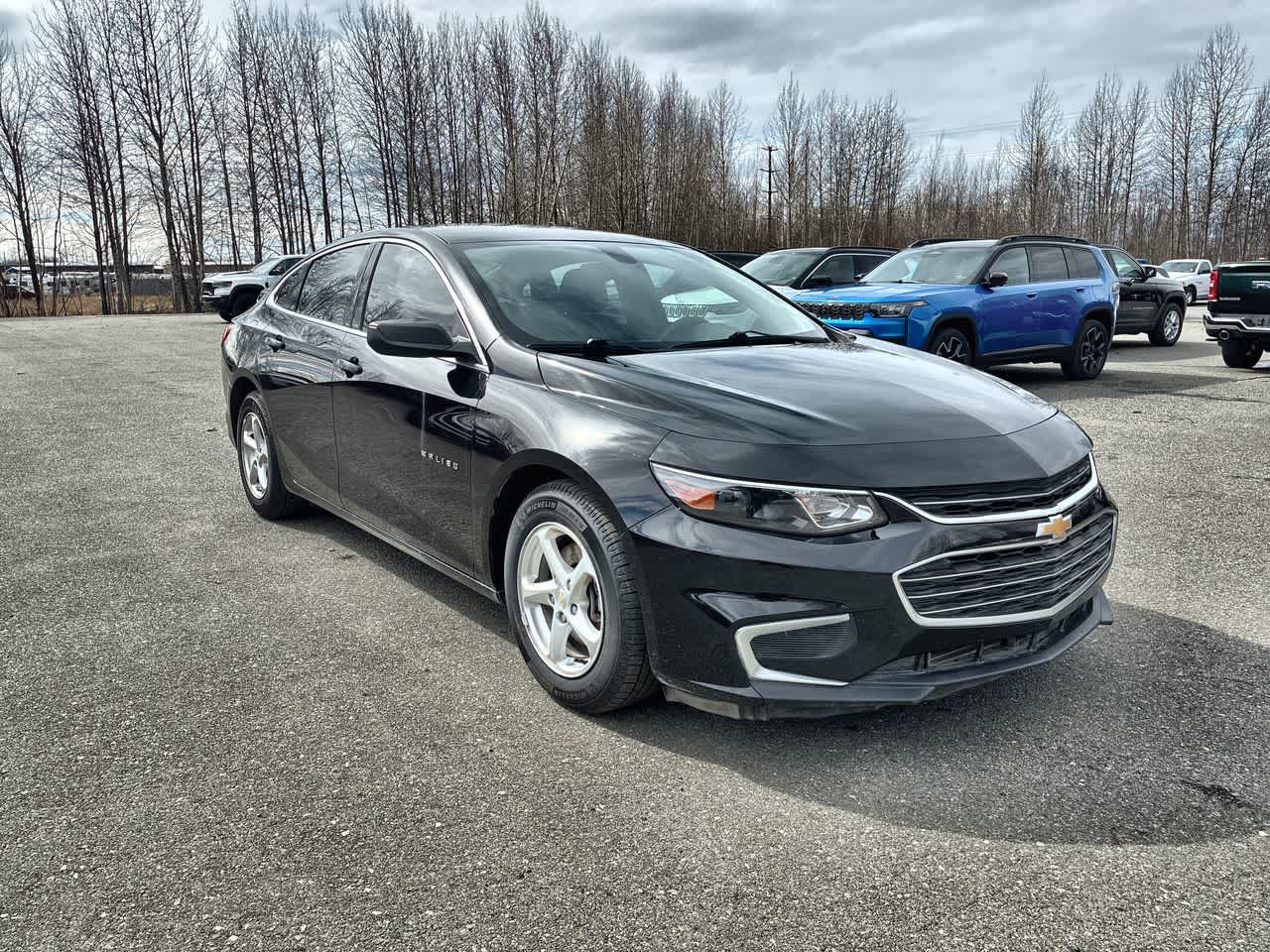 Thumbnail: 2018 Chevrolet Malibu - 2