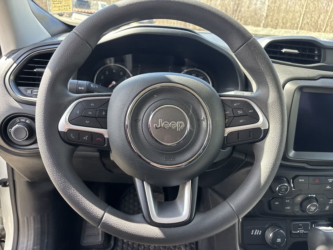 Thumbnail: 2023 Jeep Renegade - 24