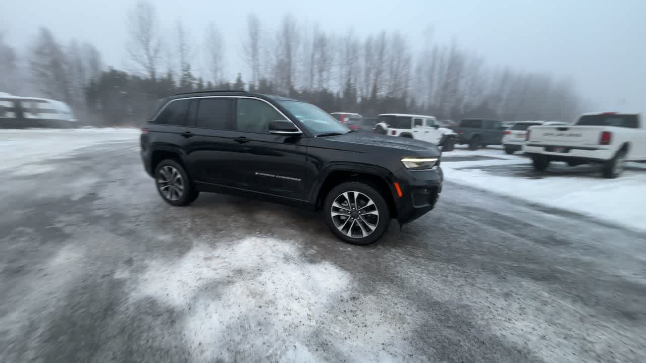 Thumbnail: 2025 Jeep Grand Cherokee - 2