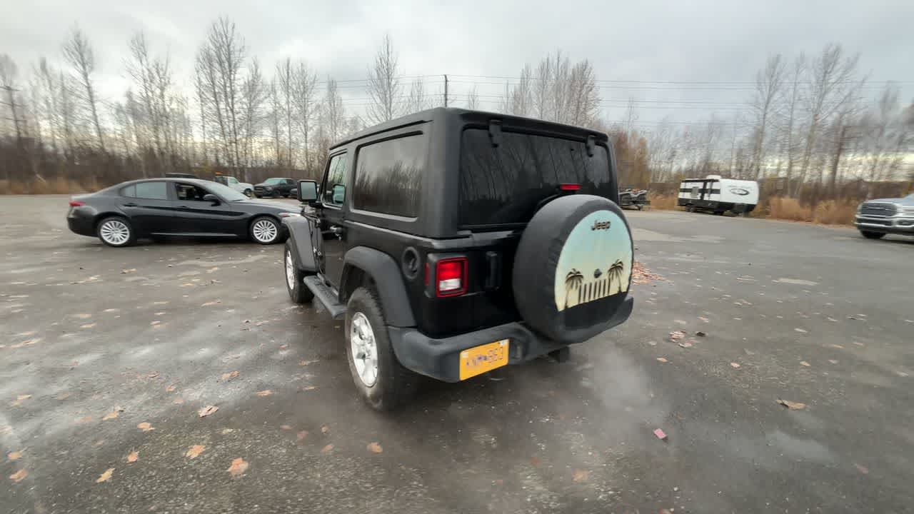 Thumbnail: 2021 Jeep Wrangler - 11