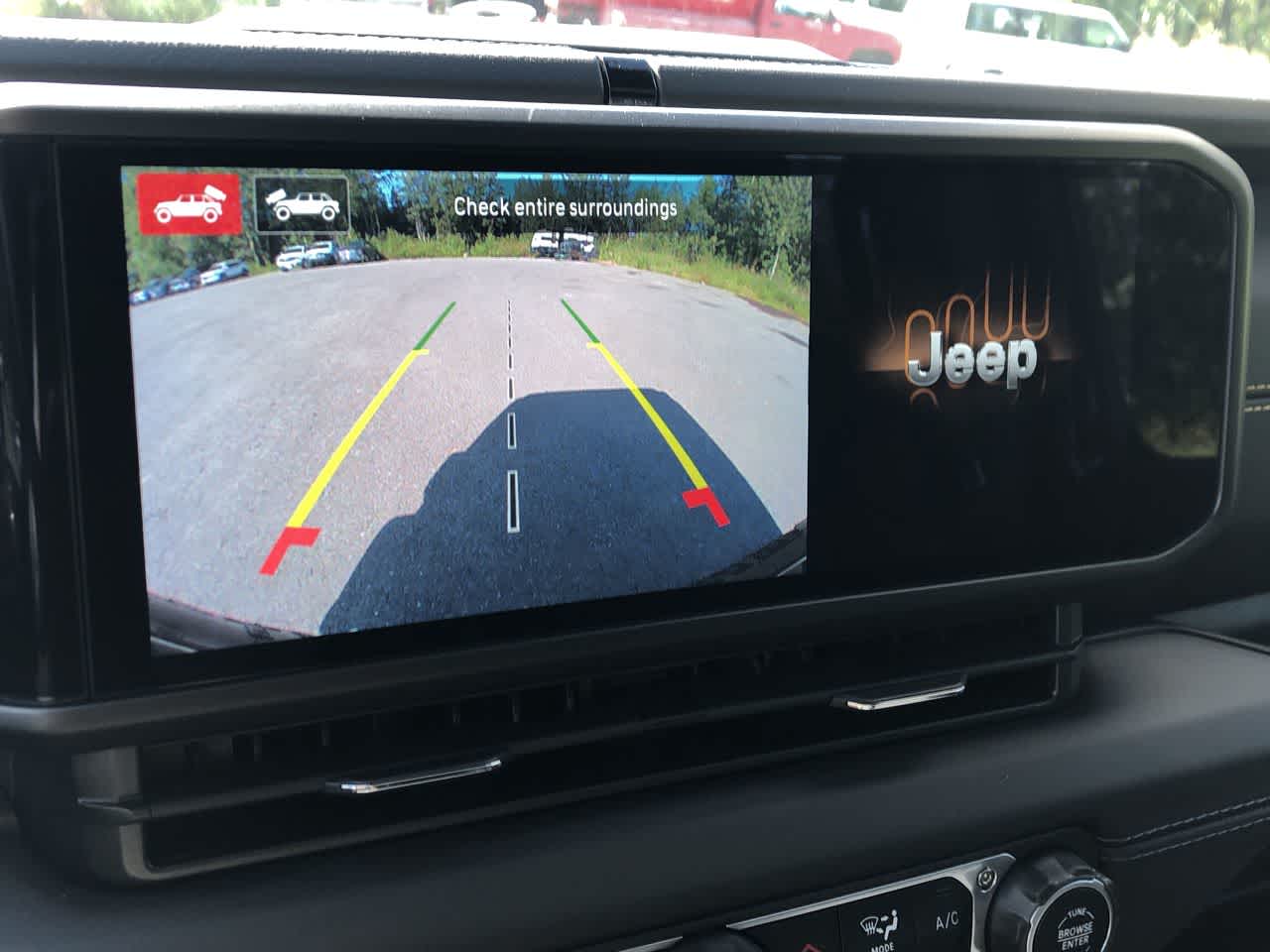 Thumbnail: 2025 Jeep Wrangler - 29