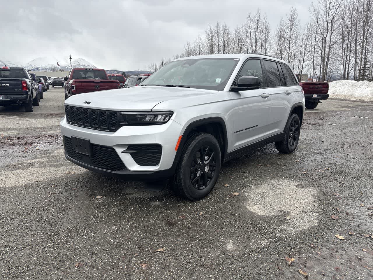 Thumbnail: 2025 Jeep Grand Cherokee - 4