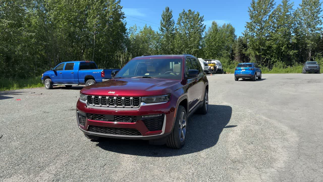 Thumbnail: 2026 Jeep Grand Cherokee - 5