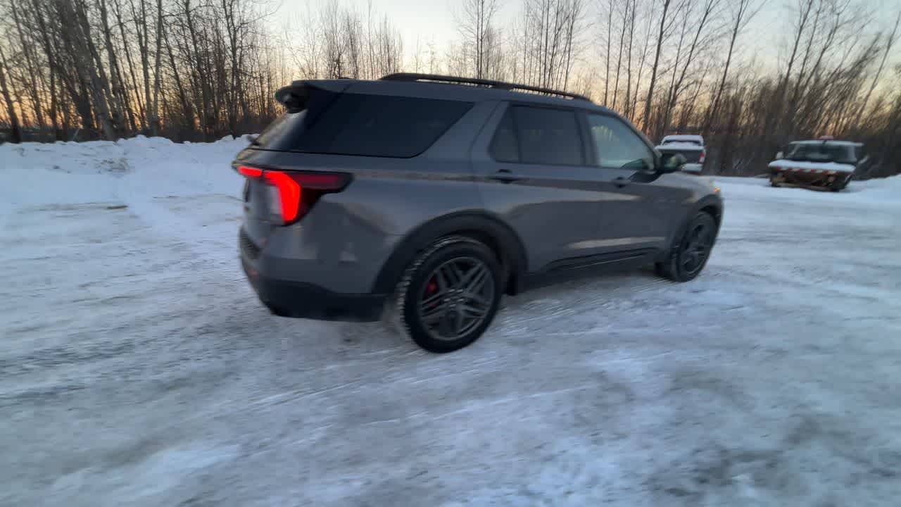 Thumbnail: 2025 Ford Explorer - 14