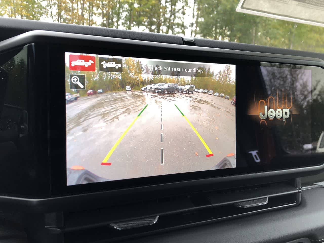 Thumbnail: 2025 Jeep Gladiator - 28