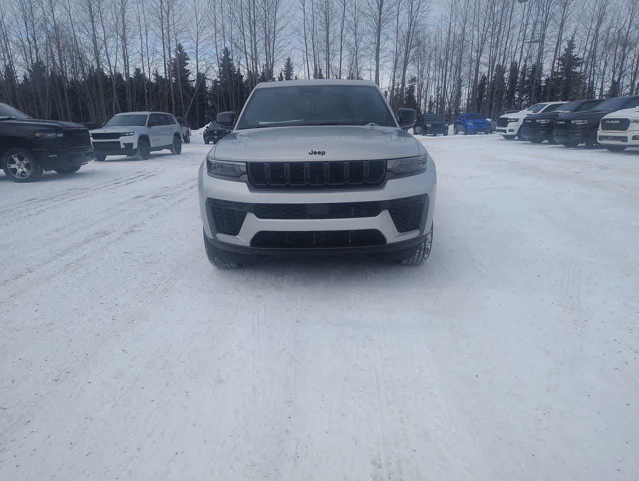 Thumbnail: 2026 Jeep Grand Cherokee - 3