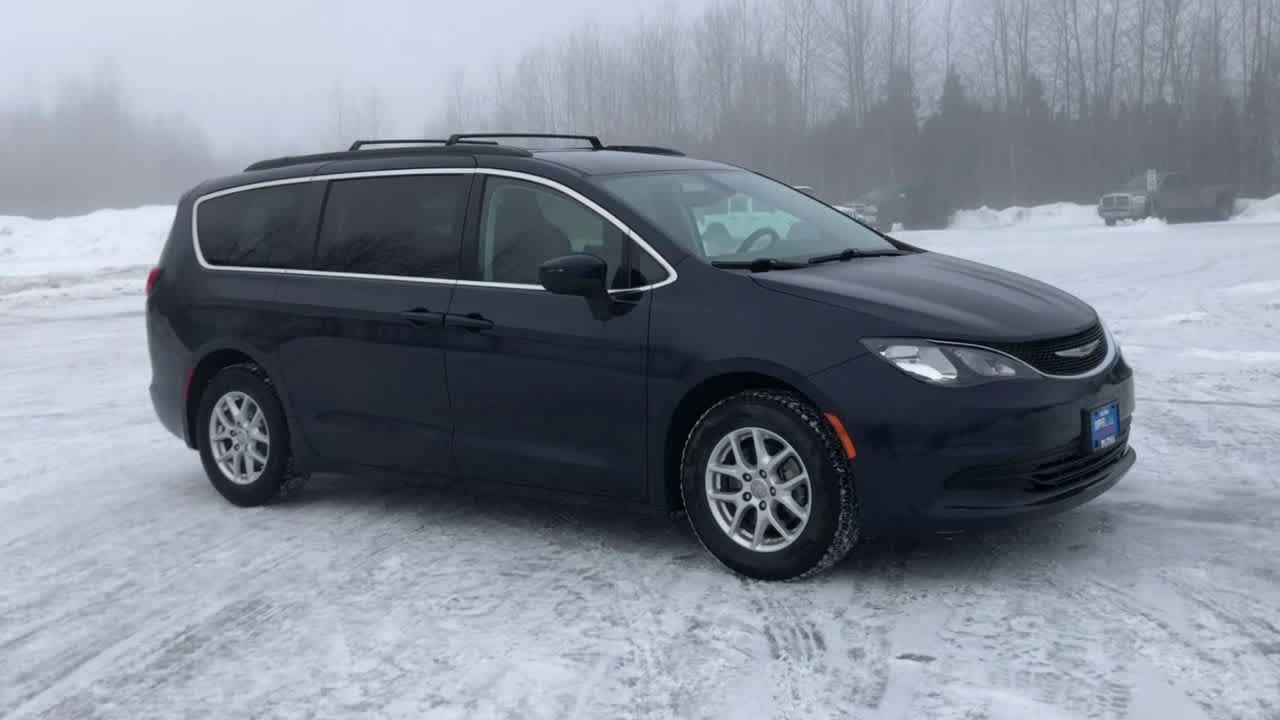 Thumbnail: 2020 Chrysler Voyager - 2