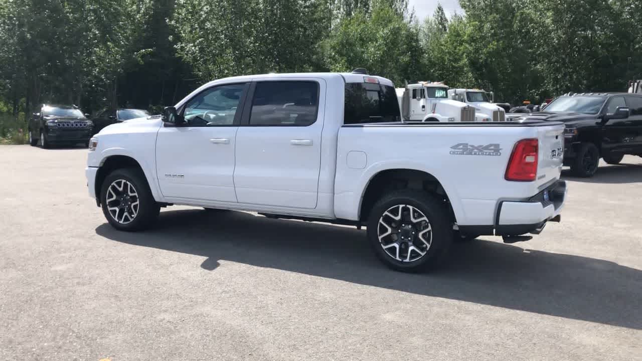 Thumbnail: 2025 RAM 1500 - 9