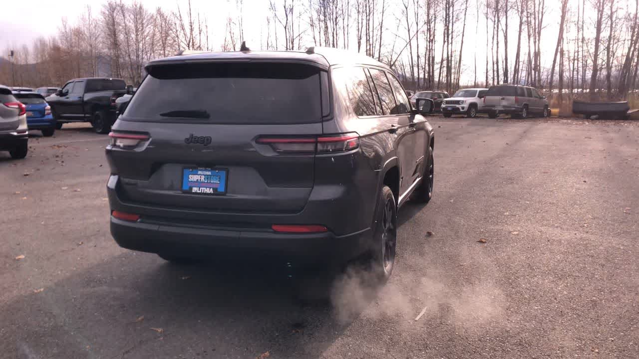 Thumbnail: 2024 Jeep Grand Cherokee L - 12