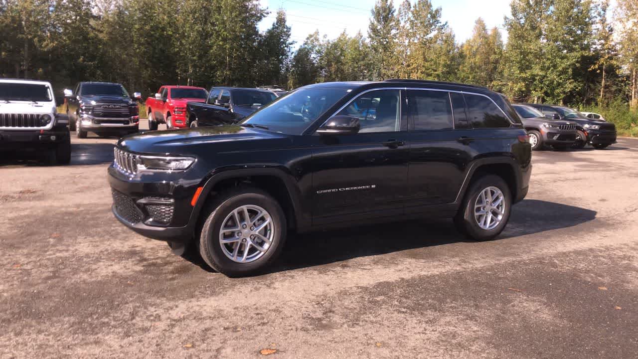 Thumbnail: 2025 Jeep Grand Cherokee - 7