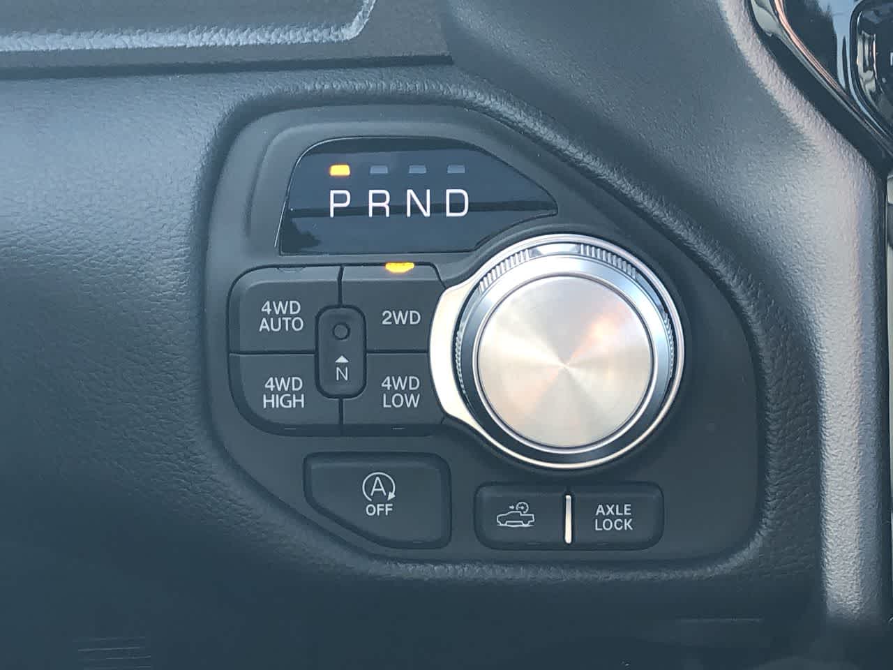Thumbnail: 2025 RAM 1500 - 27