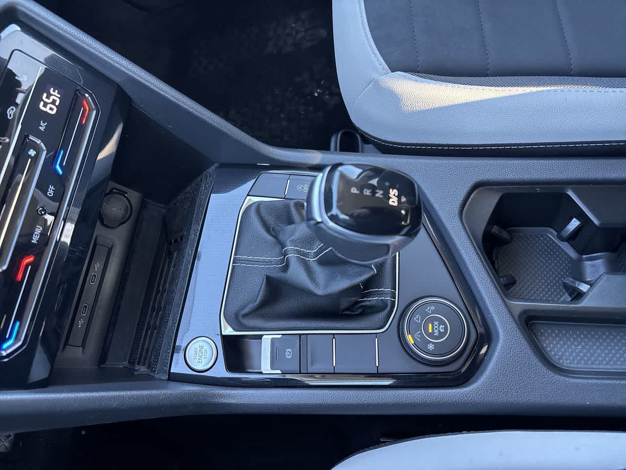 Thumbnail: 2025 Volkswagen Taos - 18