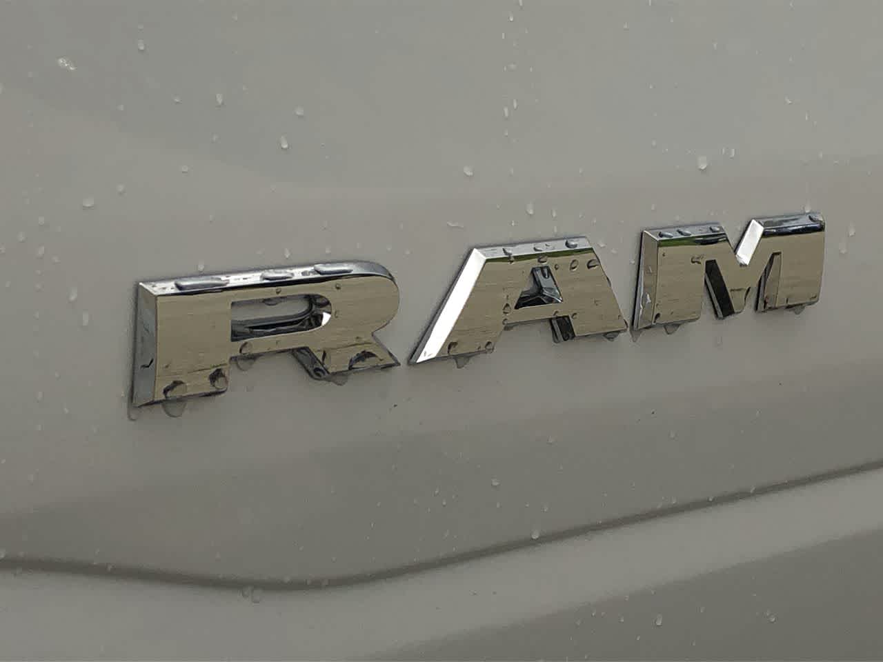 Thumbnail: 2025 RAM 1500 - 18