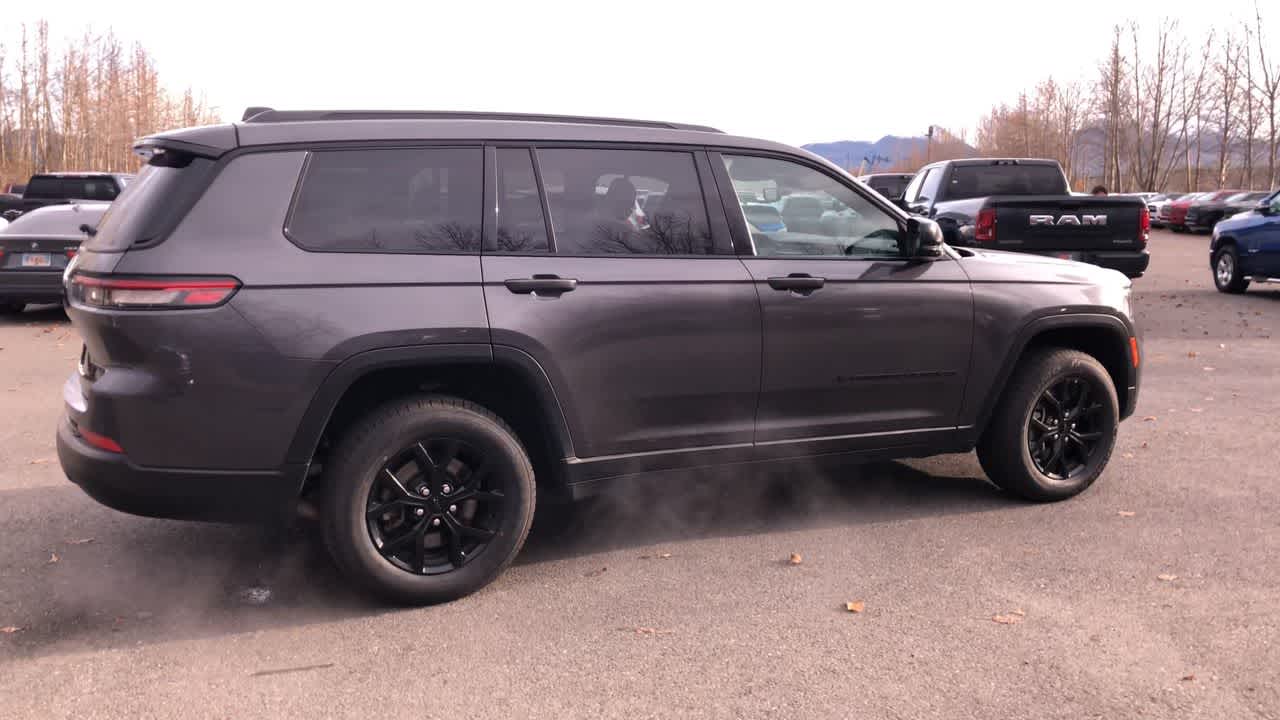 Thumbnail: 2024 Jeep Grand Cherokee L - 14