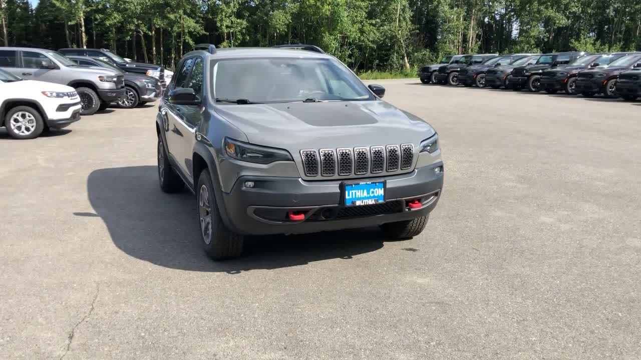 Thumbnail: 2022 Jeep Cherokee - 3
