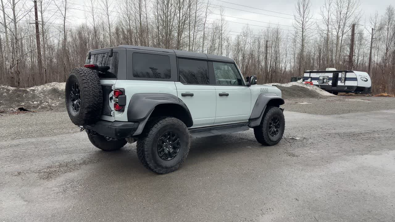 Thumbnail: 2023 Ford Bronco - 14
