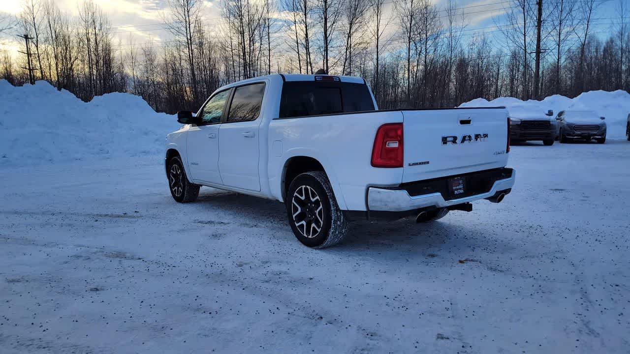 Thumbnail: 2025 RAM 1500 - 10