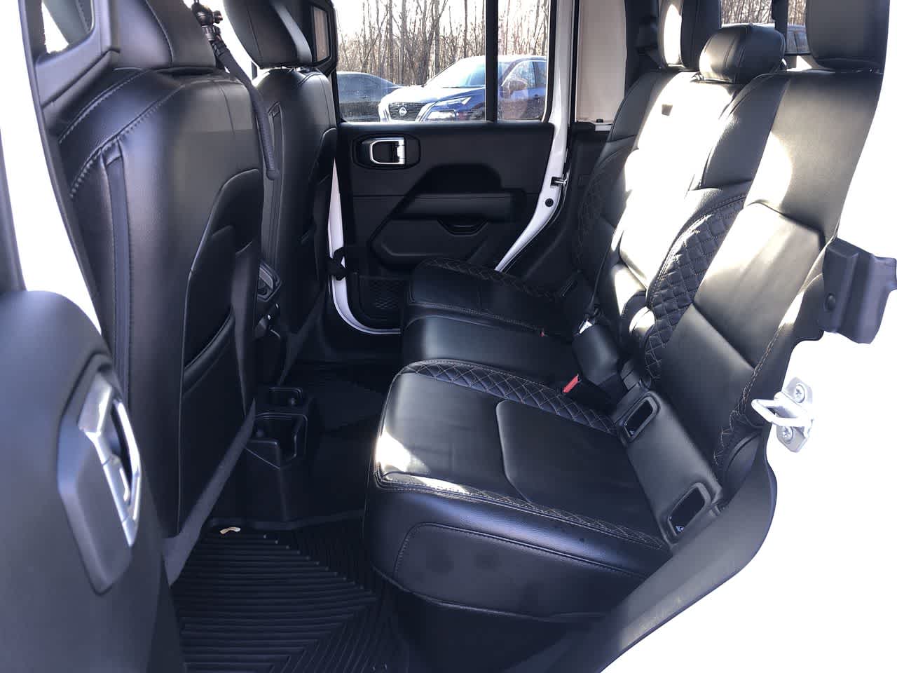 Thumbnail: 2022 Jeep Gladiator - 21