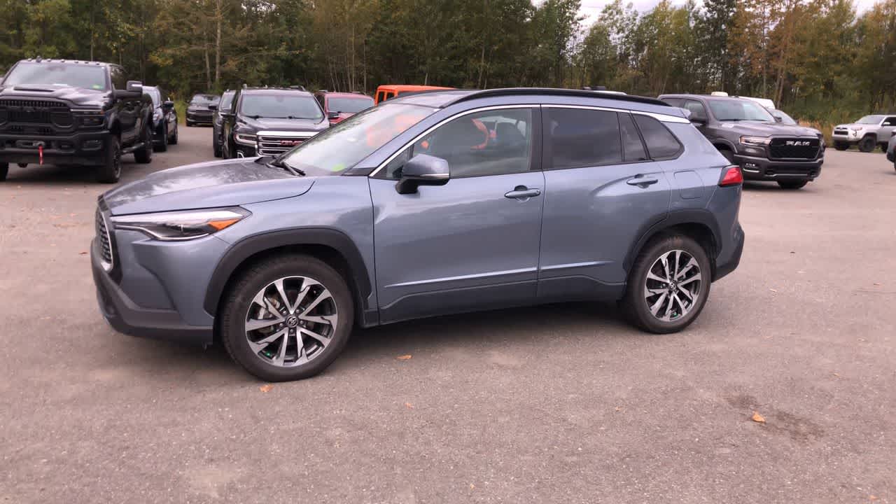 Thumbnail: 2023 Toyota Corolla Cross - 7