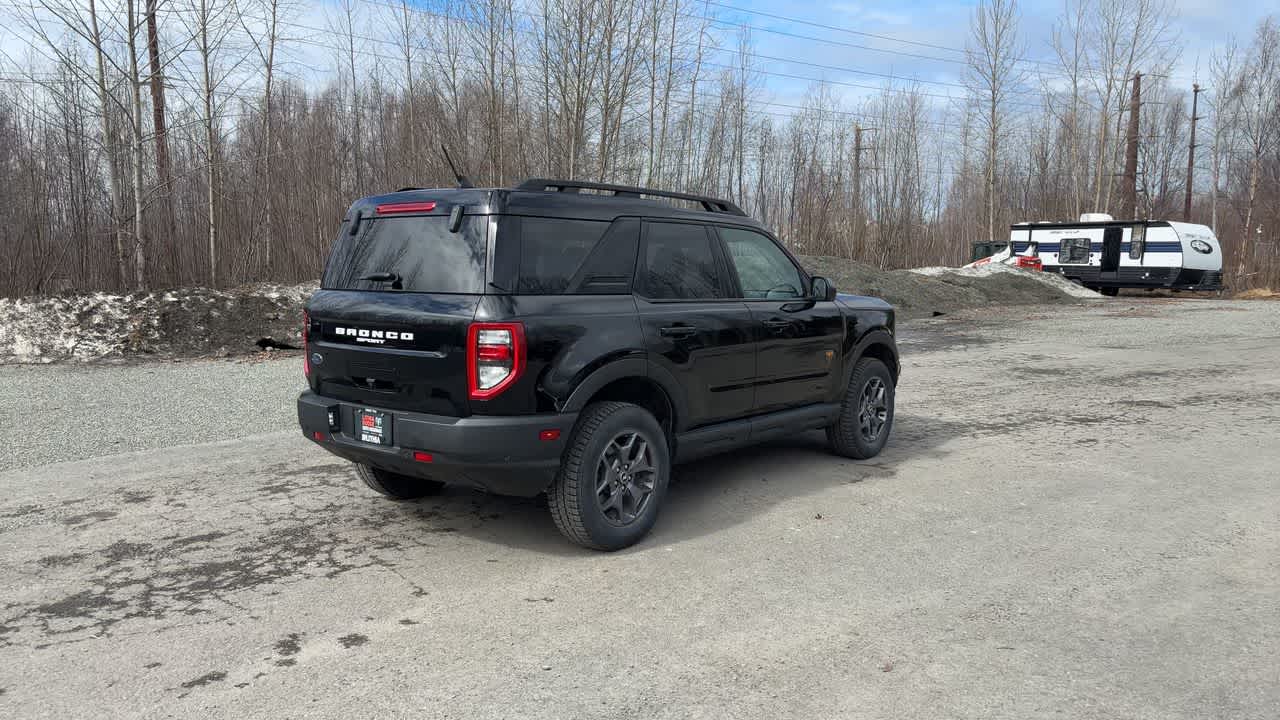 Thumbnail: 2022 Ford Bronco Sport - 14