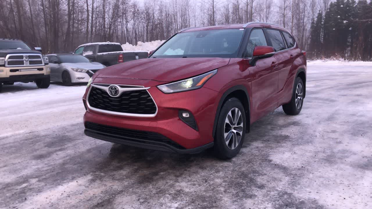 Thumbnail: 2023 Toyota Highlander - 5