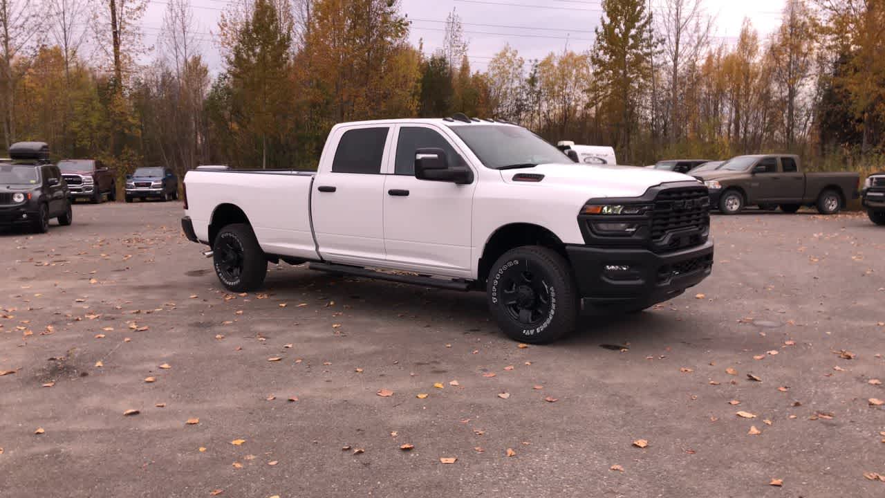 2026 Ram 3500 Tradesman photo 2