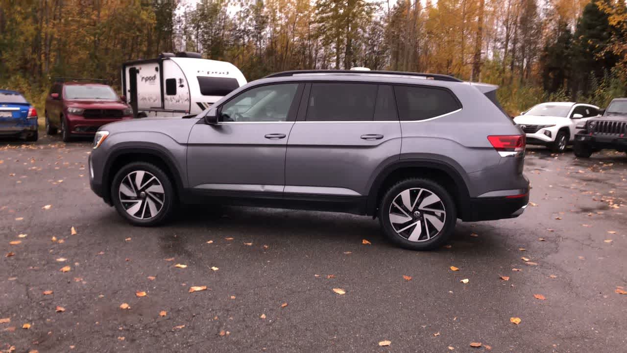 Thumbnail: 2024 Volkswagen Atlas - 9