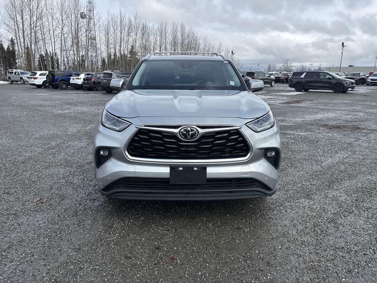 Thumbnail: 2021 Toyota Highlander - 3