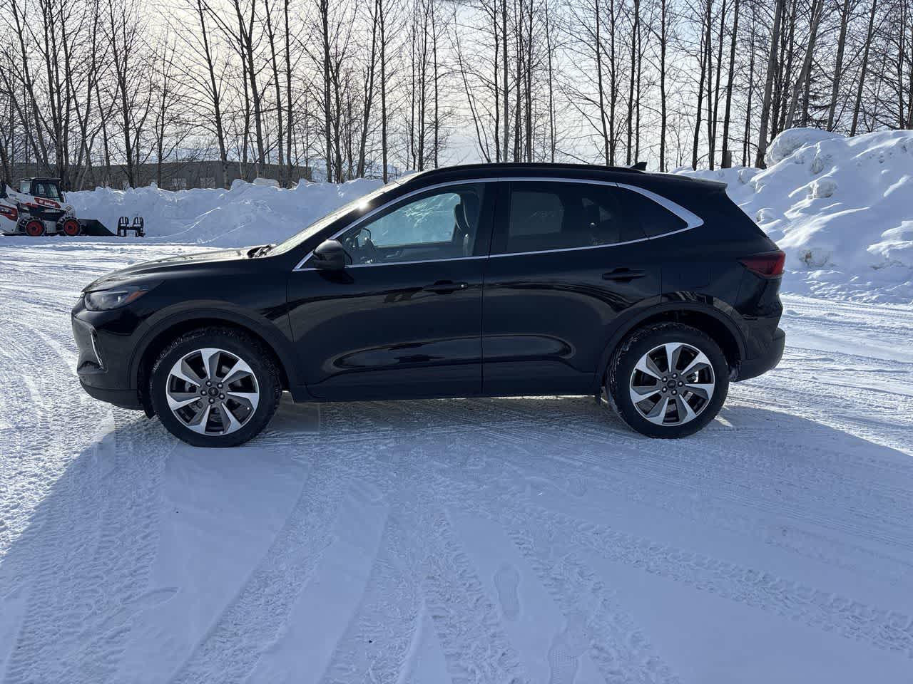 Thumbnail: 2023 Ford Escape - 5