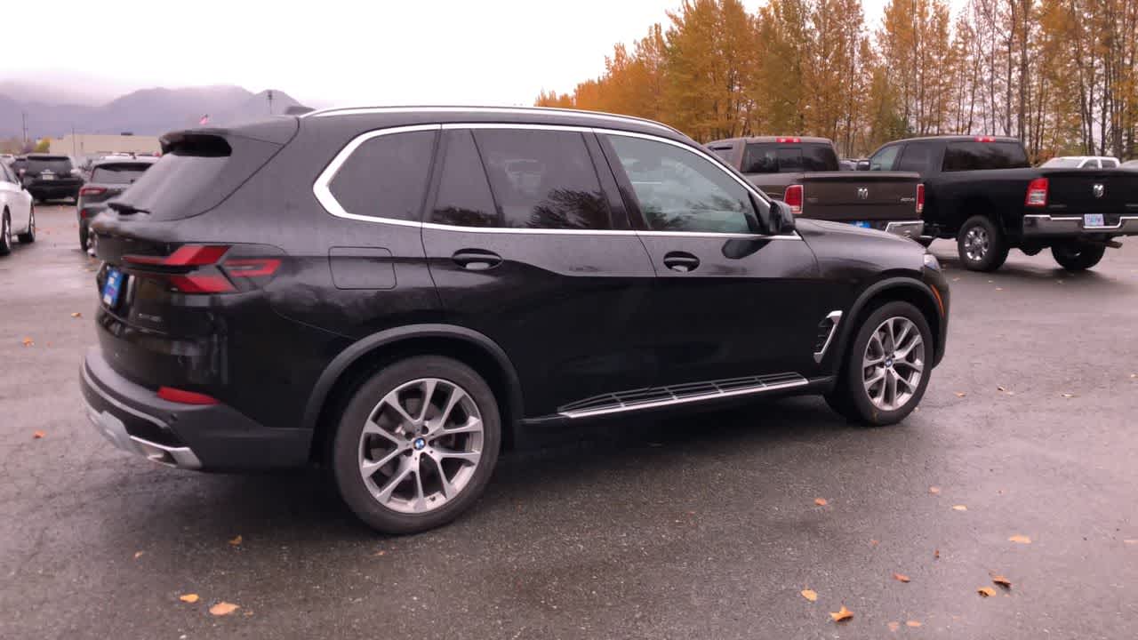 Thumbnail: 2025 BMW X5 - 14