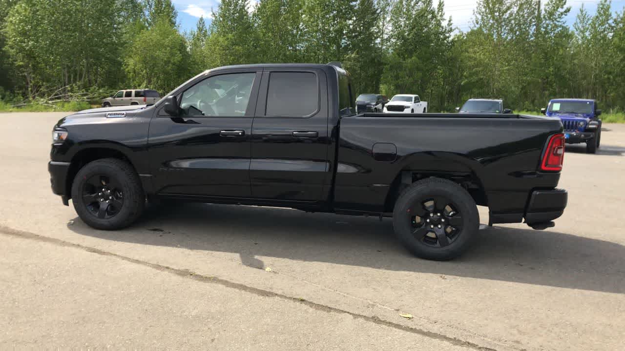 Thumbnail: 2025 RAM 1500 - 8