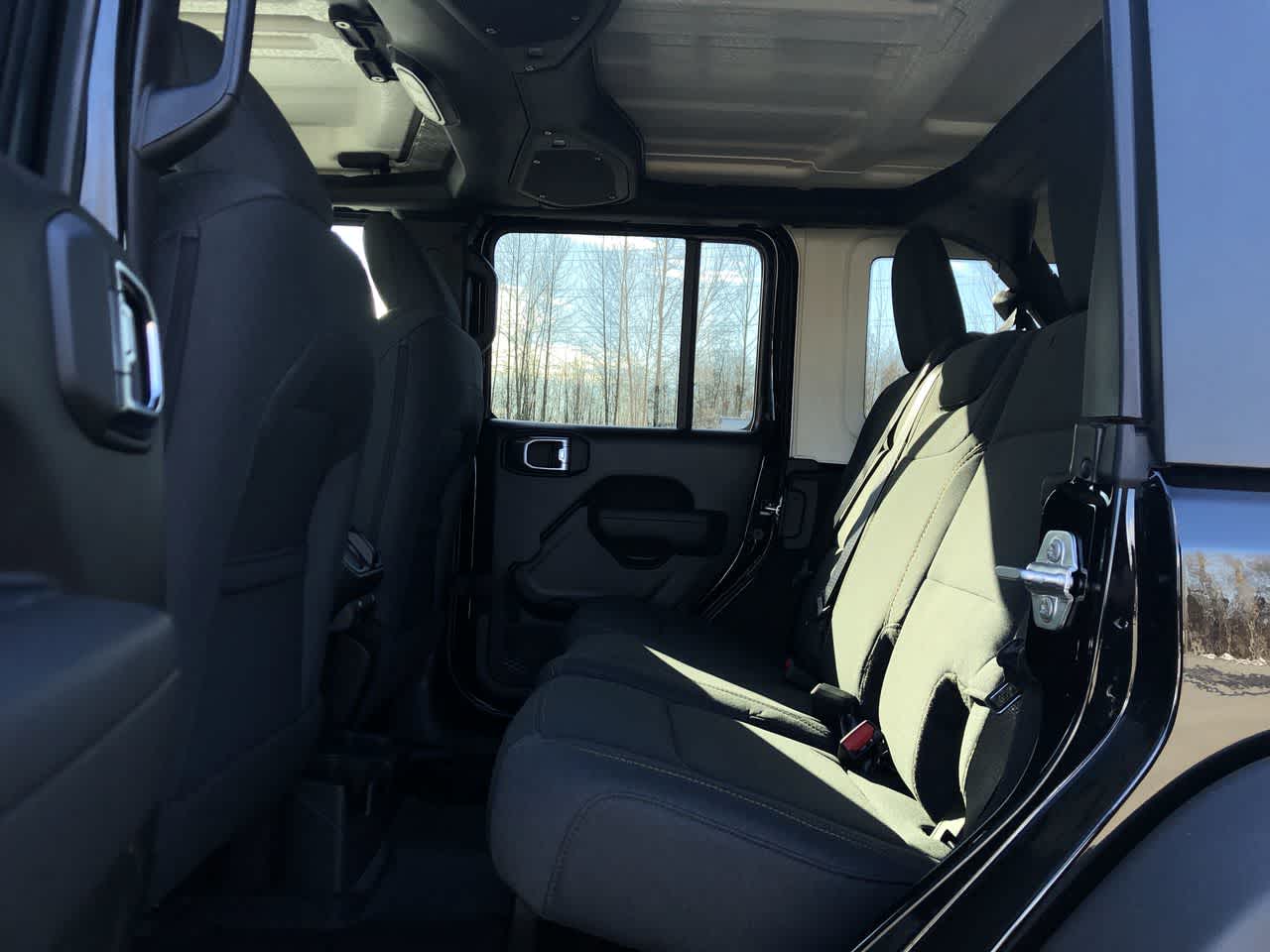Thumbnail: 2025 Jeep Wrangler - 22