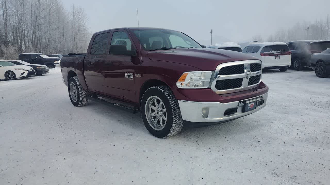Thumbnail: 2020 RAM 1500 Classic - 17
