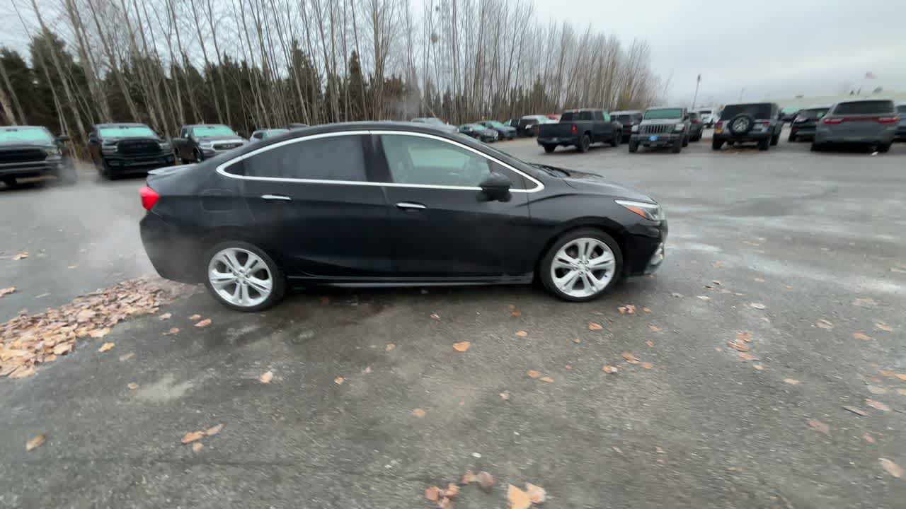 Thumbnail: 2016 Chevrolet Cruze - 16