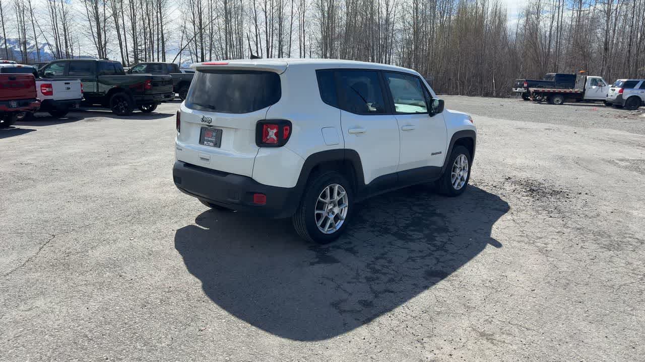 Thumbnail: 2023 Jeep Renegade - 14