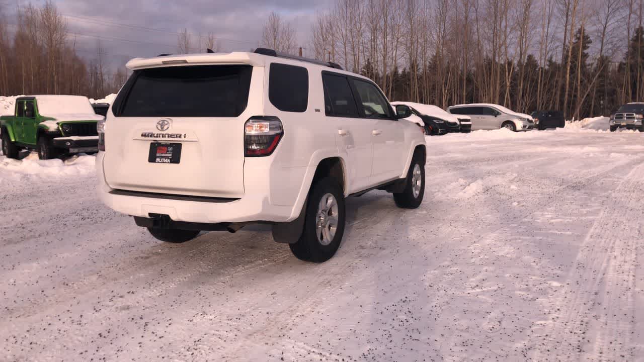 Thumbnail: 2024 Toyota 4Runner - 12