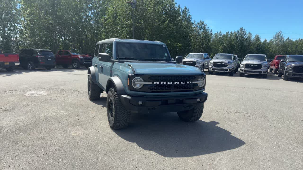 Thumbnail: 2022 Ford Bronco - 3