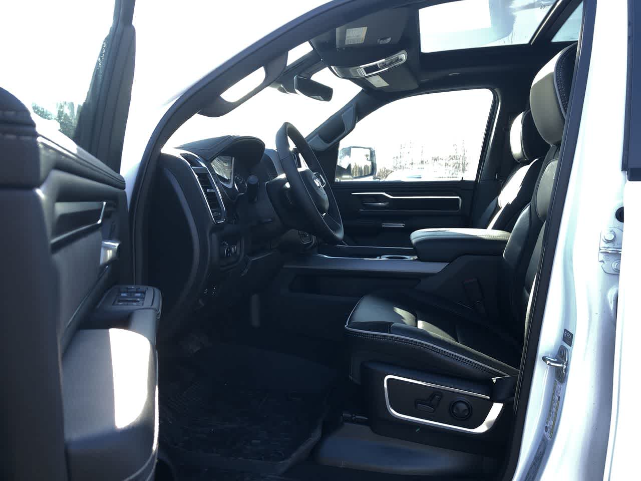 Thumbnail: 2025 RAM 1500 - 23