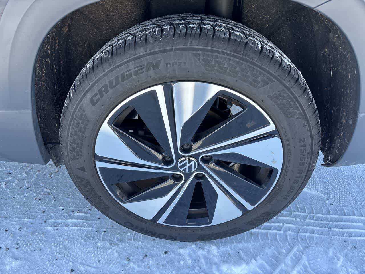 Thumbnail: 2025 Volkswagen Taos - 12