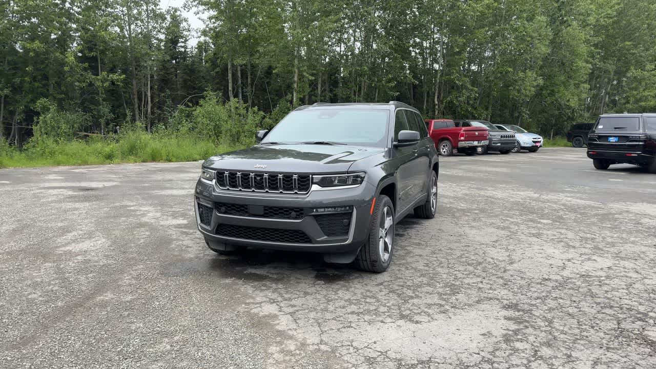 Thumbnail: 2026 Jeep Grand Cherokee - 5