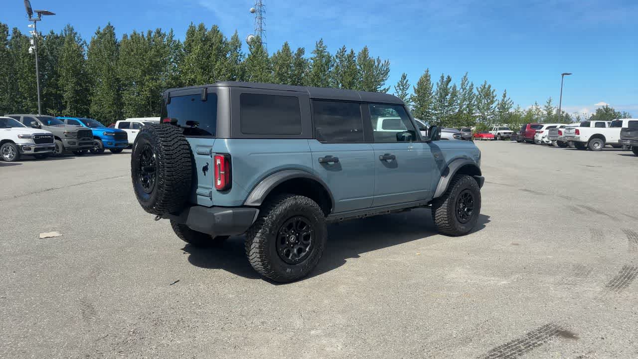 Thumbnail: 2022 Ford Bronco - 14